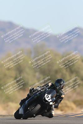 media/Oct-30-2025-Racers Edge (Thu) [[dabbdaf680]]/2-A Group/Session 5 (Turn 7)/